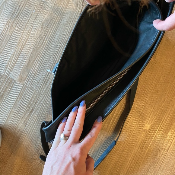 Coach Embassy Briefcase - Picture 6 of 9